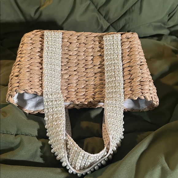 Isaac Mizrahi Natural Straw Tote with Ivory Pearl-Strap Detail - Picture 2 of 6